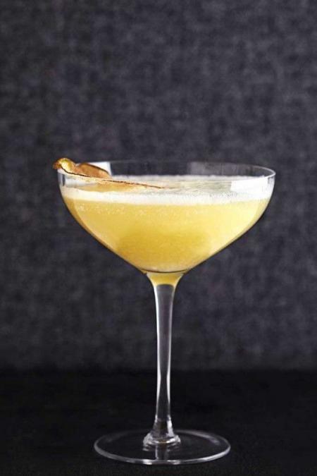 GOAT Bartender Black &amp; White The Terriers Sour